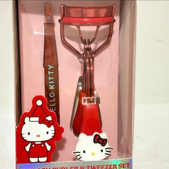 Hello Kitty Sanrio Christmas Eyelash Curler Set - Picture 4 of 4